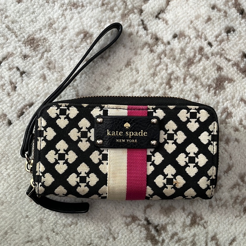 Kate spade wristlet